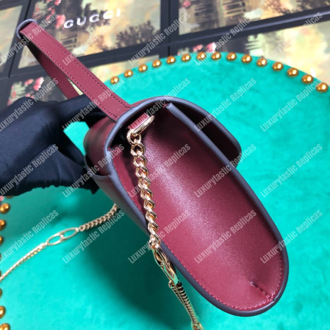 G*u*i zumi burgundy smooth leather small shoulder bag