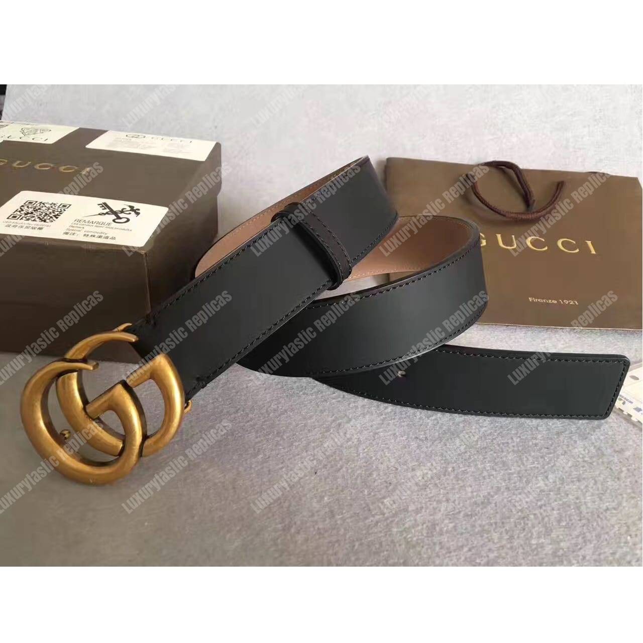 G*u*i black leather belt with double g buckle