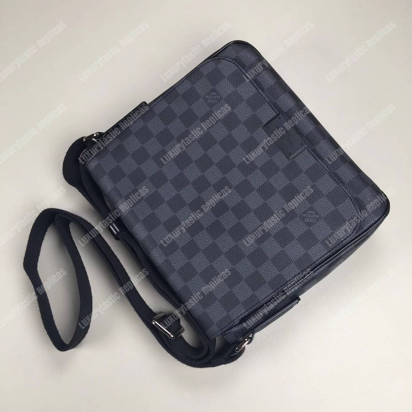 LV District PM Messenger Bag Damier Graphite Canvas
