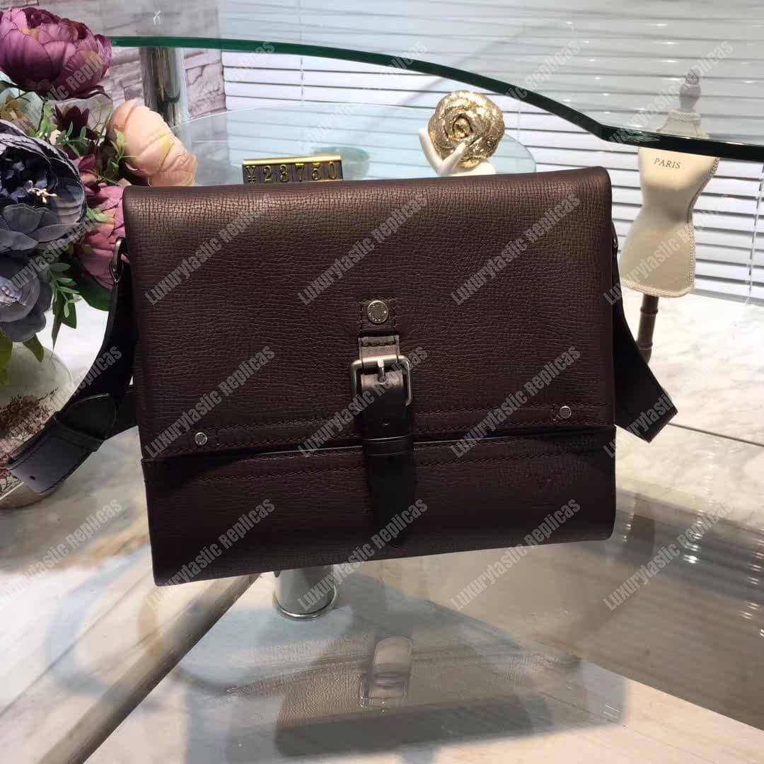 LV Canyon Messenger PM Utah Leather Marron