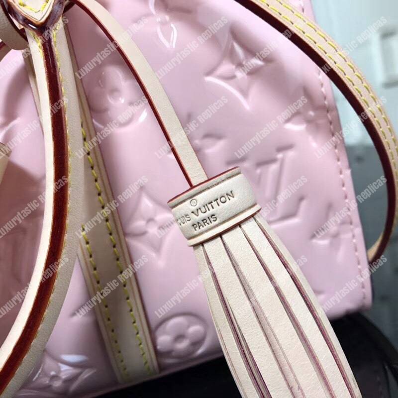 LV Neo Triangle Vernis Leather Rose Ballerine