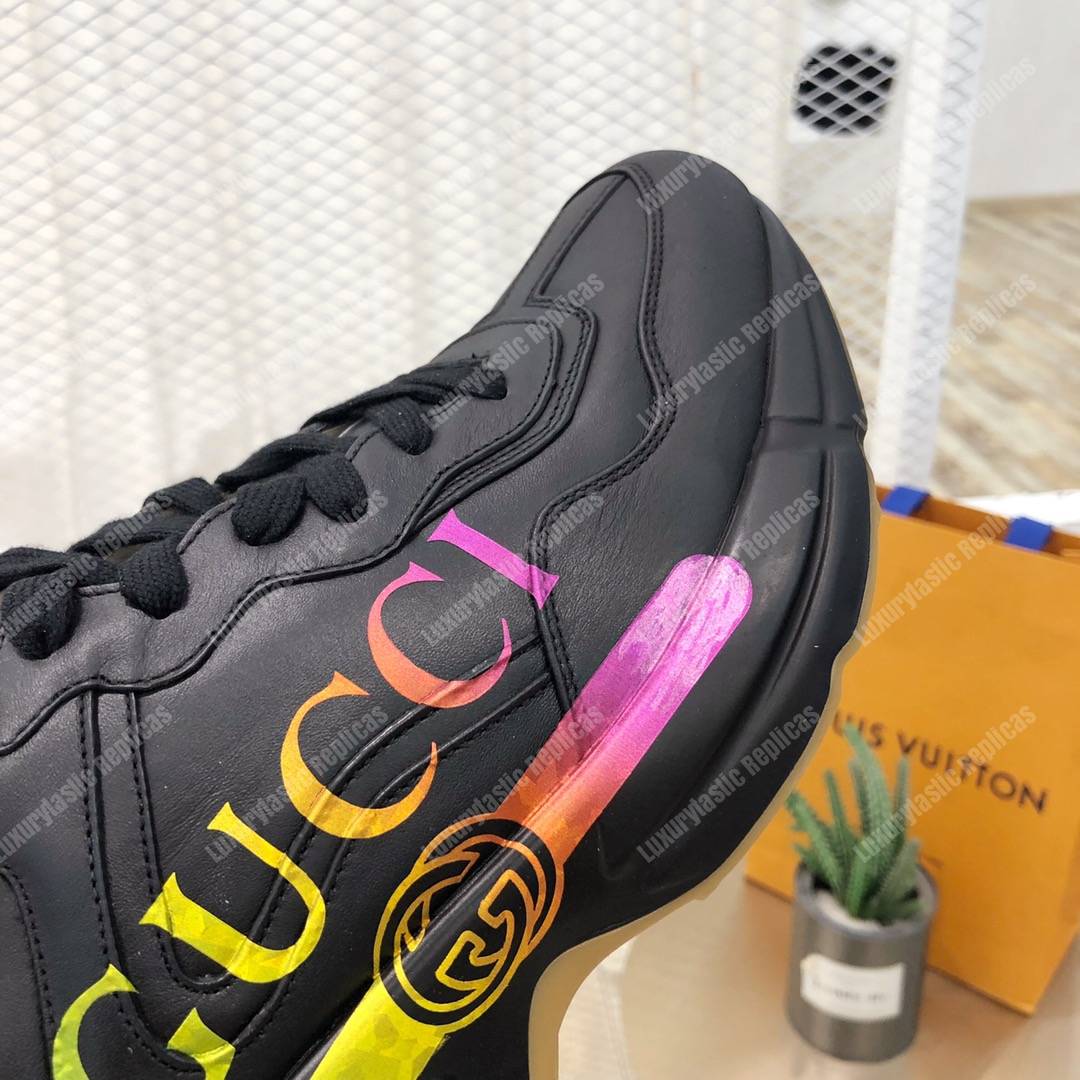 G*u*i rhyton leather sneaker with multicolour G*u*i logo