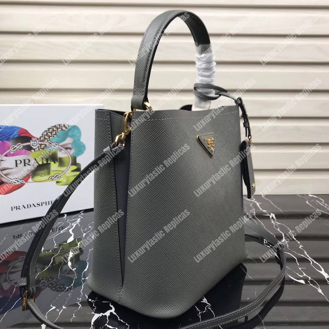 Pra*a panier medium bag grey