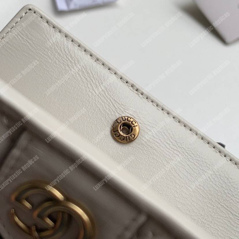 G*u*i leather card case with double g off-white