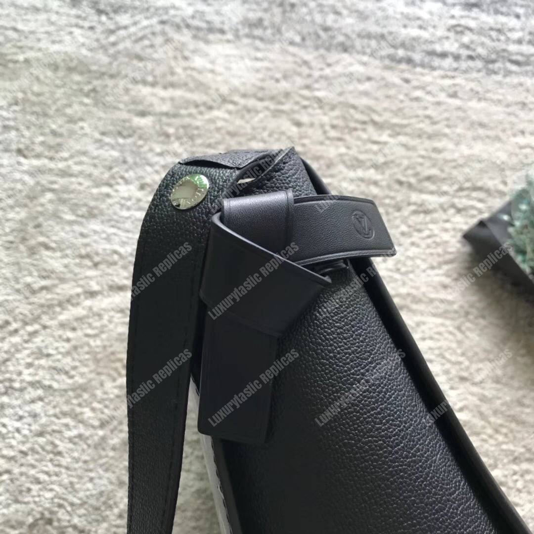 LV Very Hobo Very Leather Noir