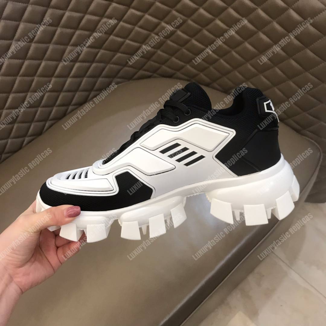 Pra*a cloudbust thunder knit sneakers white