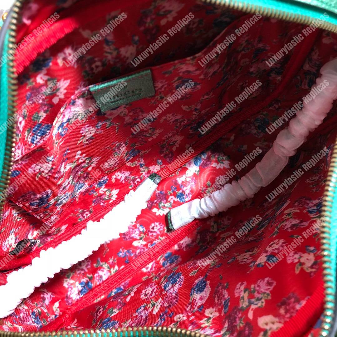 G*u*i laminated leather small shoulder bag green