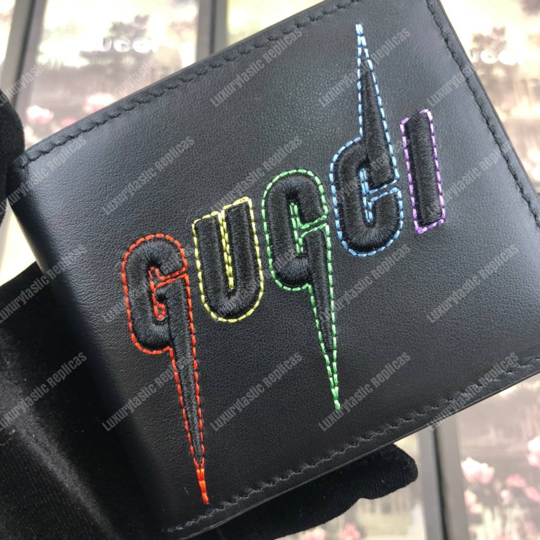 G*u*i blade embroidery wallet