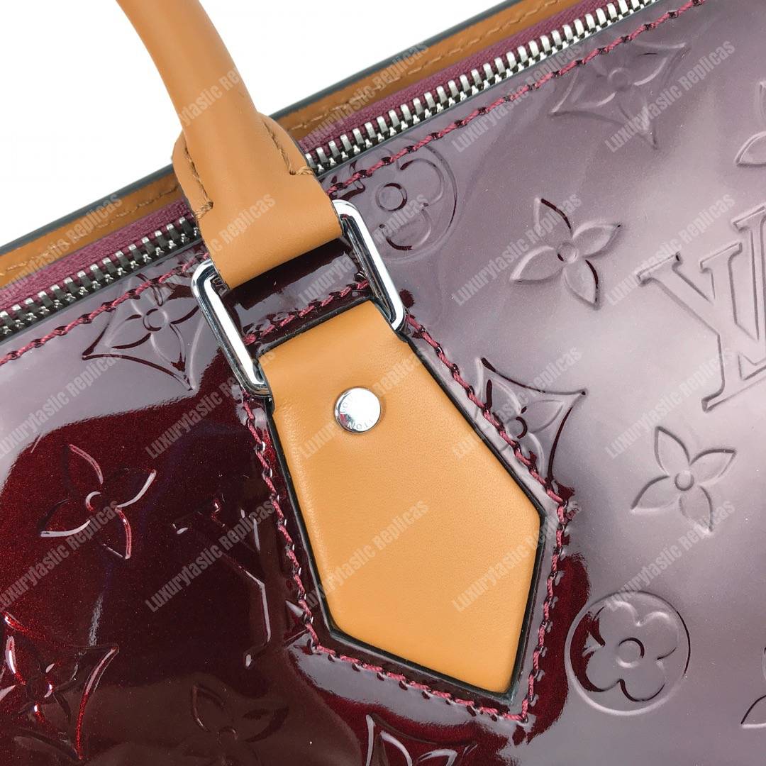 LV Monogram Vernis Sac Tricot Bag Amarante