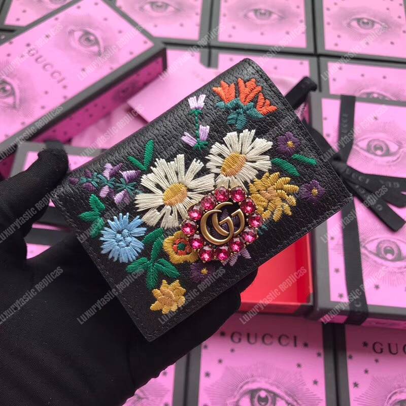 G*u*i embroidered leather card case black