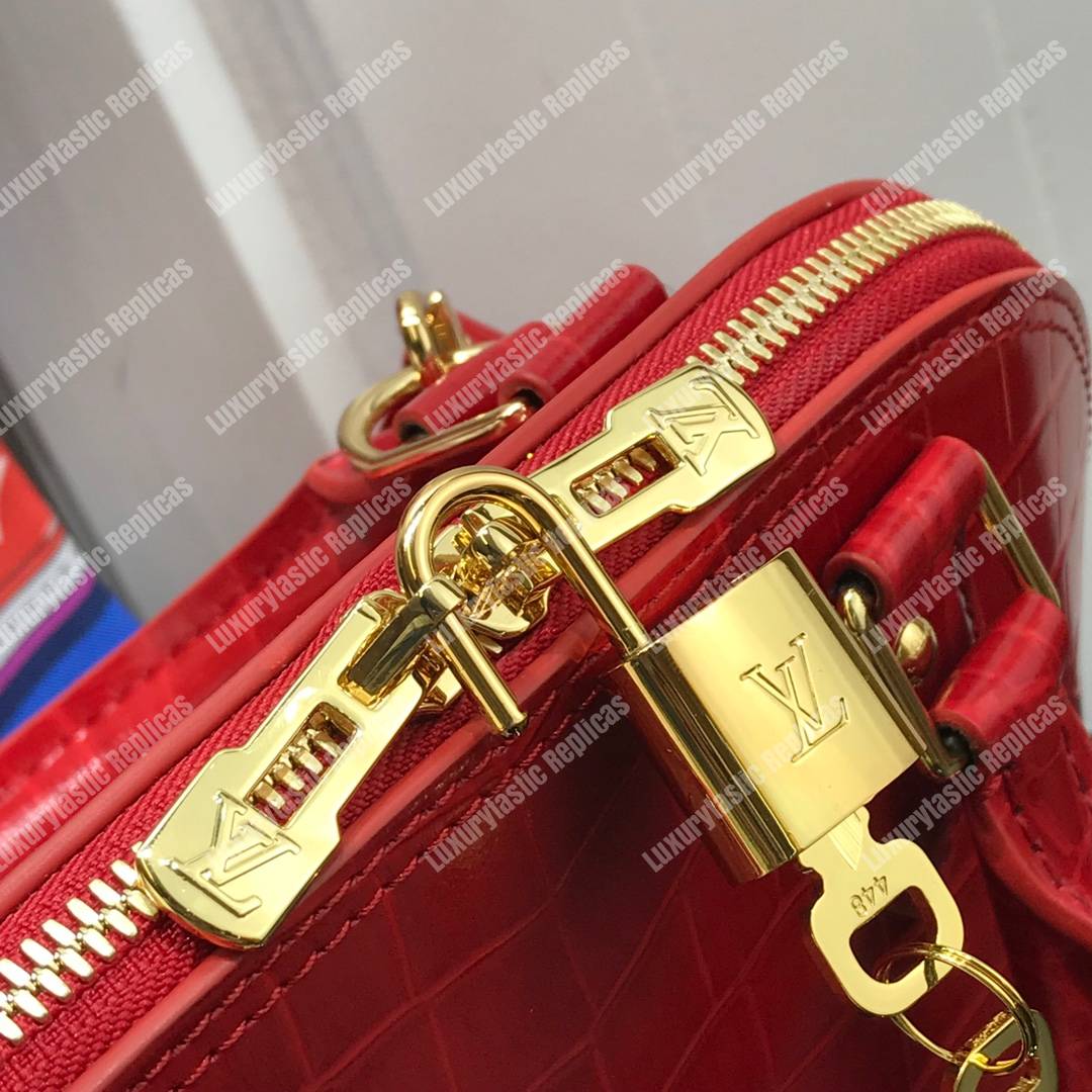 LV Alma BB Crocodilien Brillant Cerise