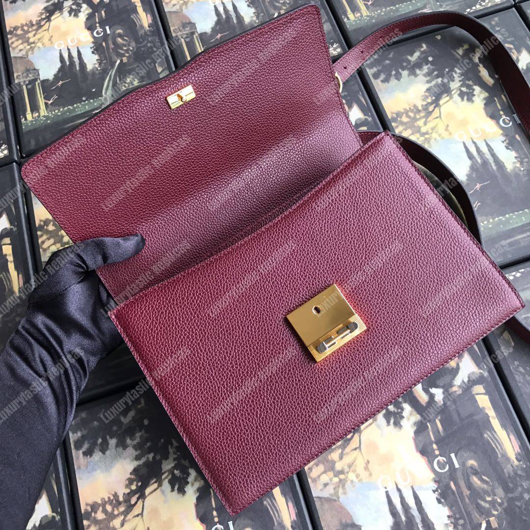 G*u*i zumi grainy leather small shoulder bag burgundy