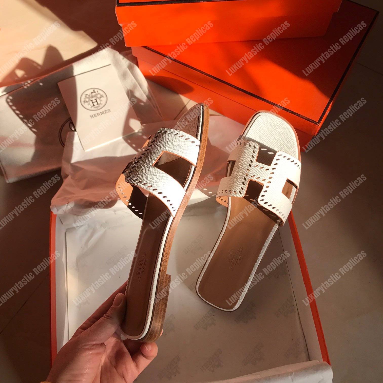 H**mes oran sandal framed studs white