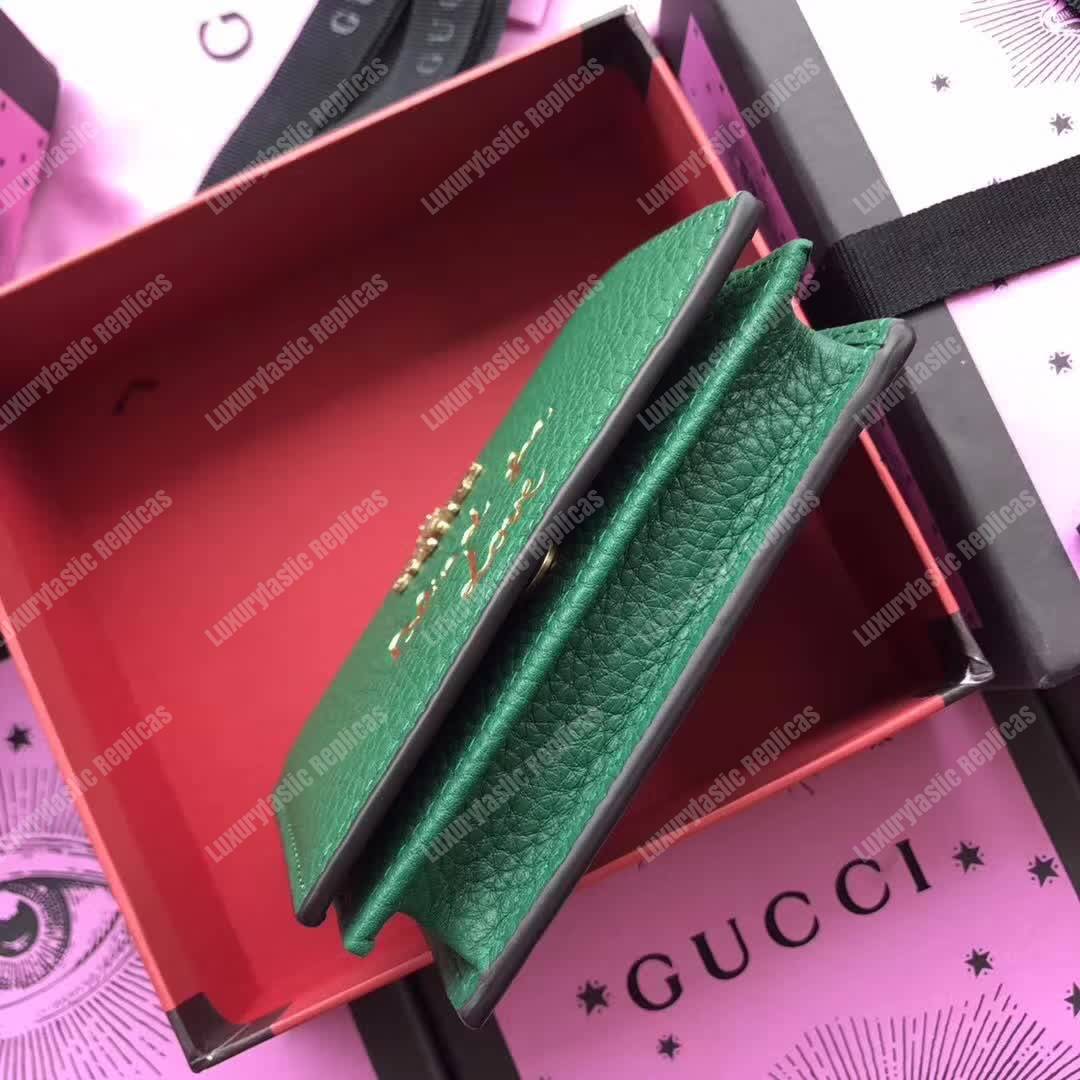 G*u*i animalier card case green with bee