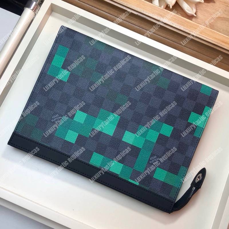 LV Pochette Voyage MM Damier Graphite Pixel Green