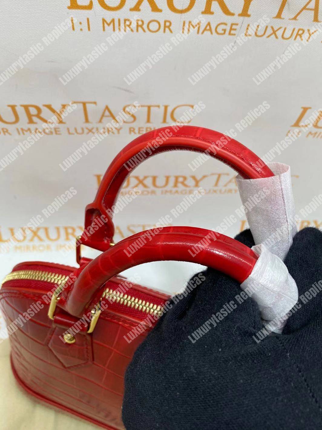 LV Alma BB Crocodilien Brillant Cerise
