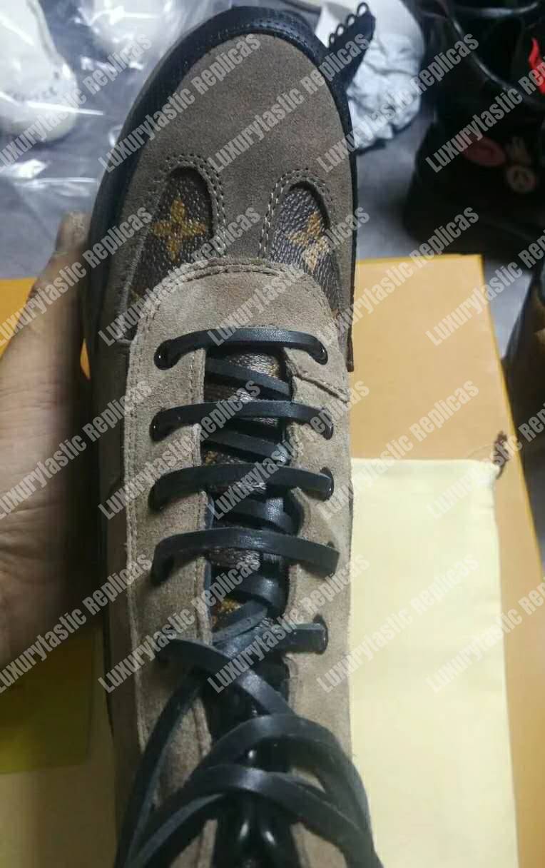 LV Laureate Platform Desert Boot Beige