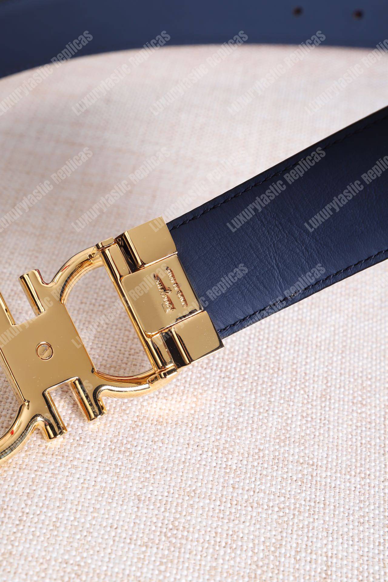 Salvatore Ferragamo Adjustable and Reversible Gancini Belt