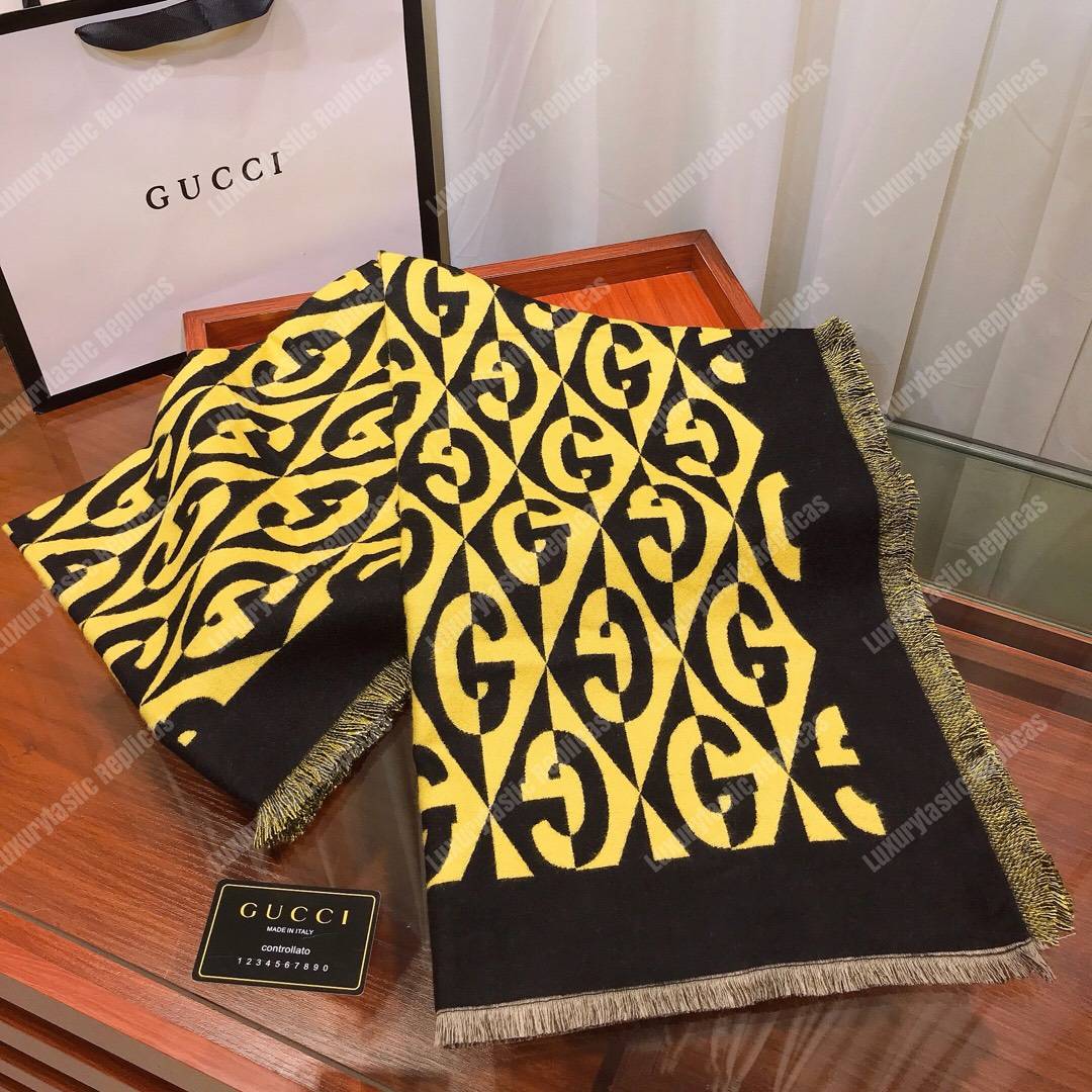 G*u*i g rhombus lamé wool jacquard stole yellow black