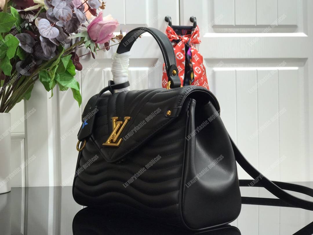 LV New Wave Top Wave Tophandle Handbag Noir