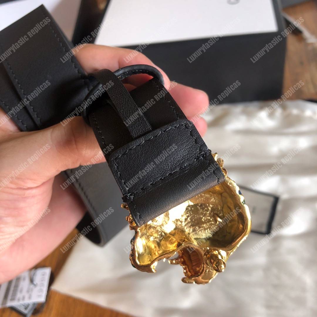 G*u*i leather belt with tiger head