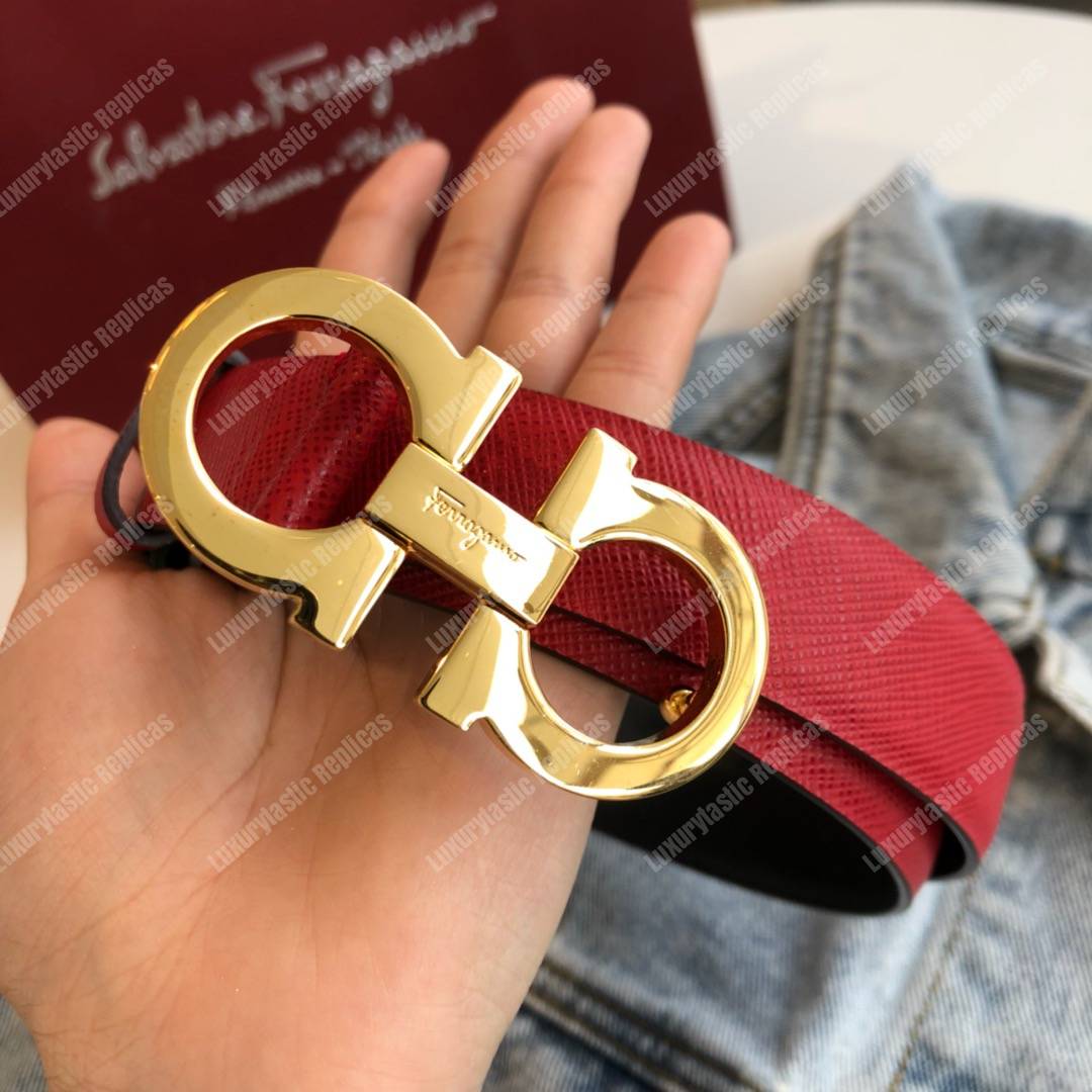 Salvatore Ferragamo Sized Gancini Belt Red / Black