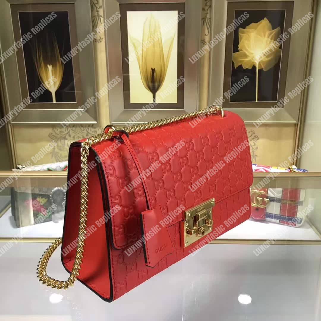 G*u*i padlock medium signature shoulder bag red