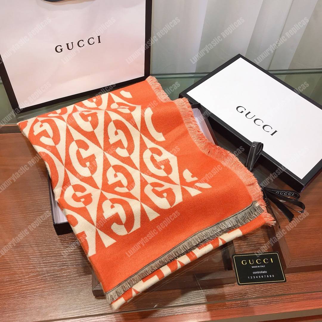 G*u*i g rhombus lamé wool jacquard stole white orange