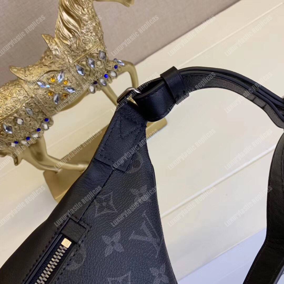 LV Discovery Bumbag Monogram Eclipse