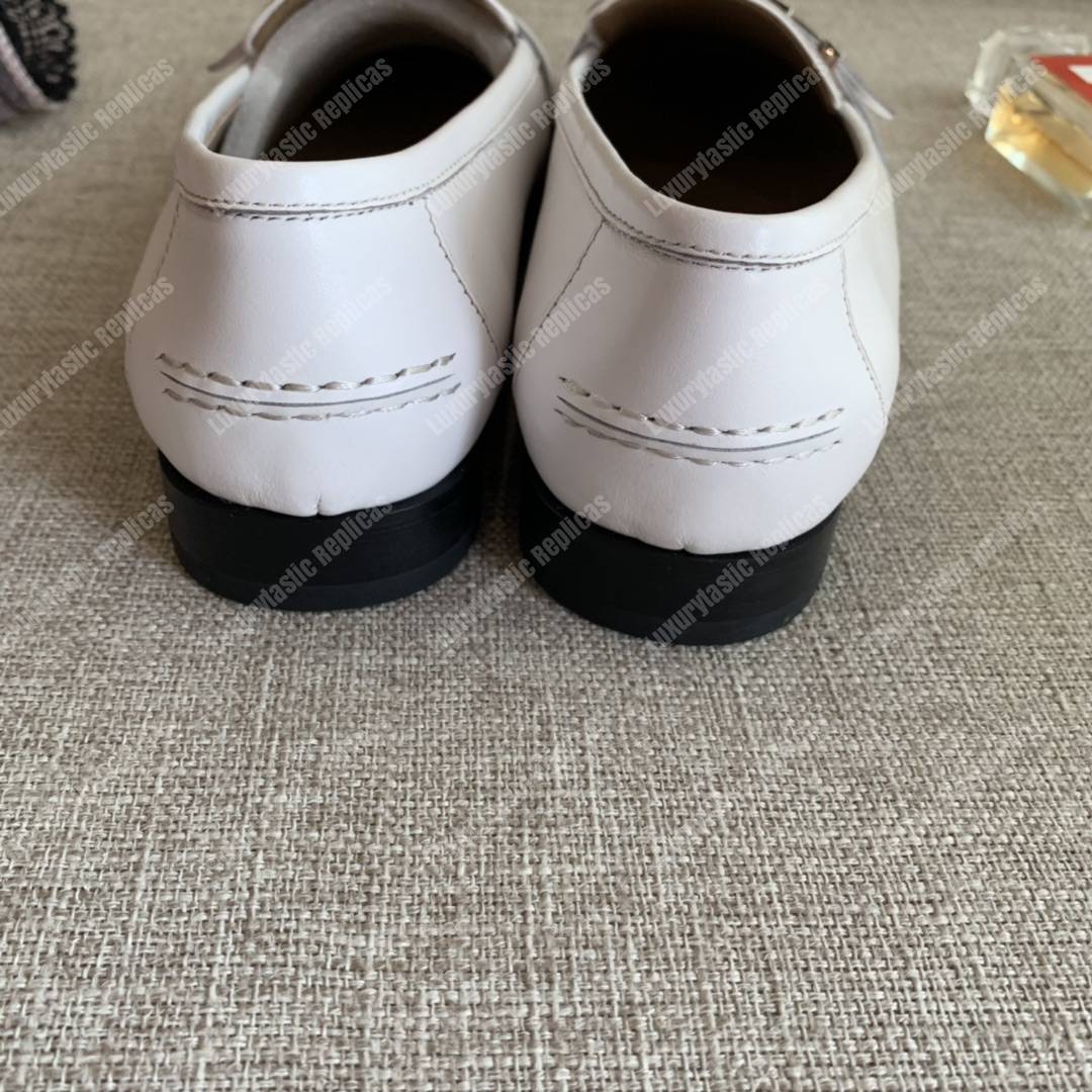 H**mes h buckle loafer white