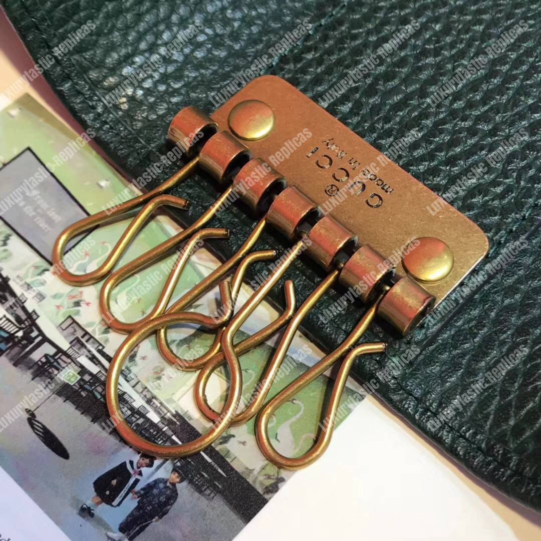 G*u*i garden leather key case green with bat