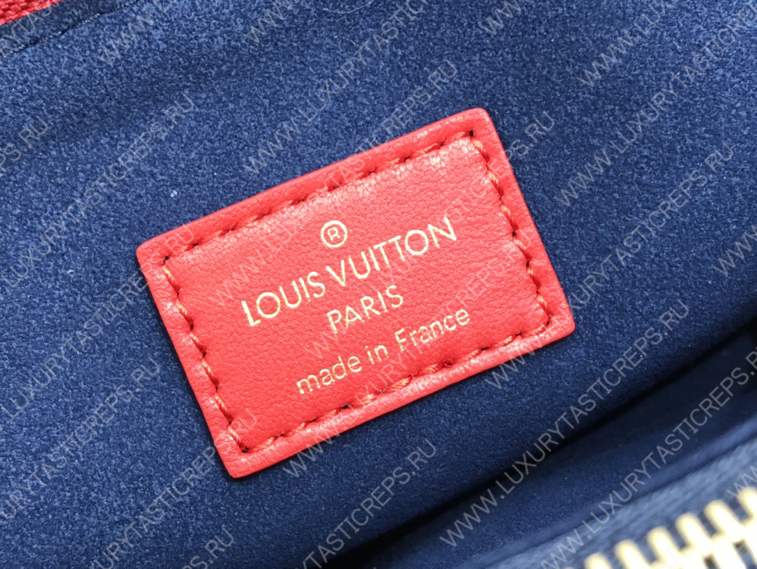 l**is V*t*n coussin pm red m57793
