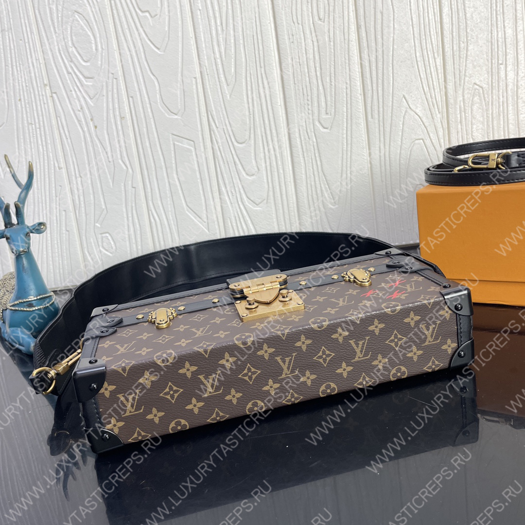 l**is V*t*n petite malle east west brown m46120