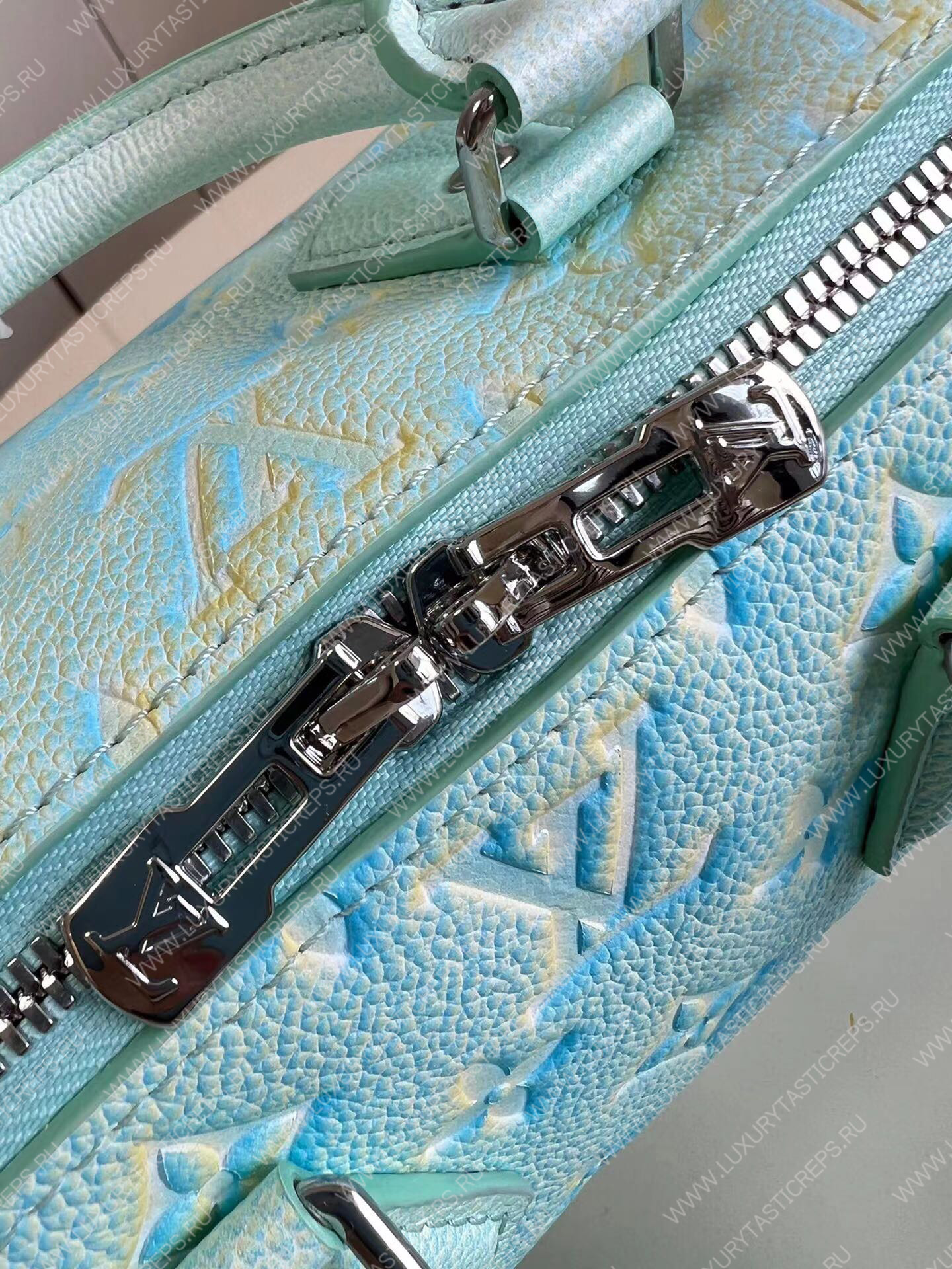 l**is V*t*n speedy bandouliÈre 20 vert d’eau green m46092