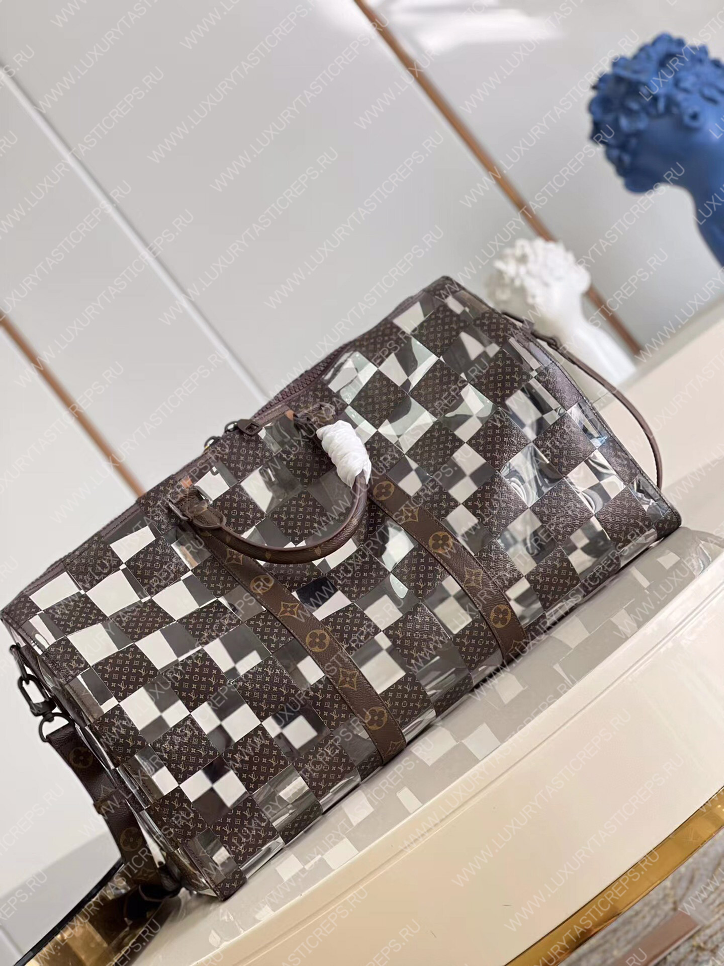 l**is V*t*n keepall bandouliÈre 50 monogram chess coated