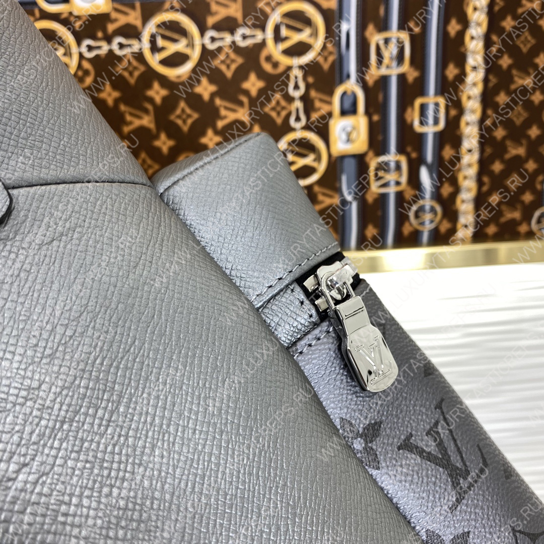 l**is V*t*n discovery backpack pm gunmetal gray m30835