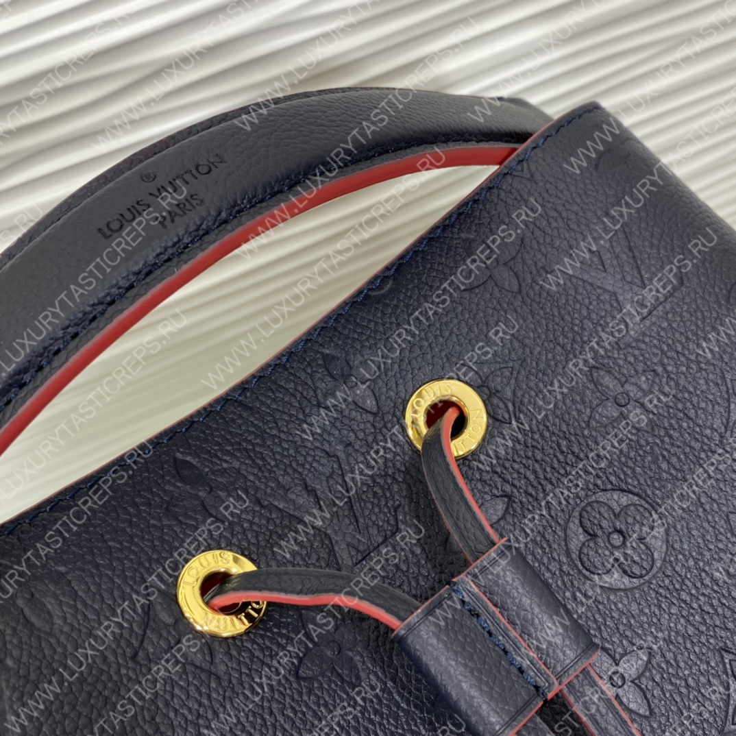 l**is V*t*n nÉonoÉ mm navy blue and red m45306