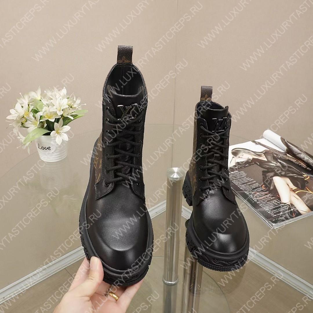 l**is V*t*n ranger ankle boot black & brown 1aantp