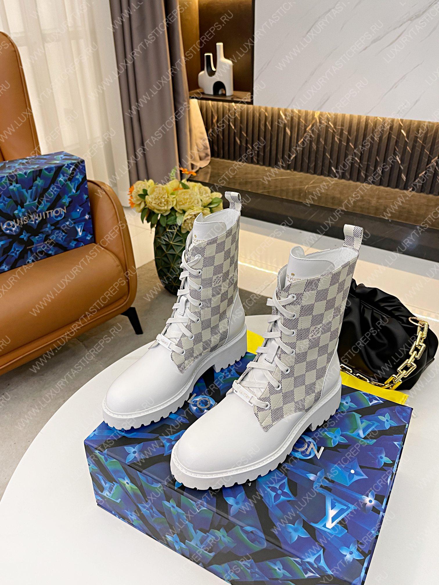 l**is V*t*n ranger ankle boots white 1a9fdj