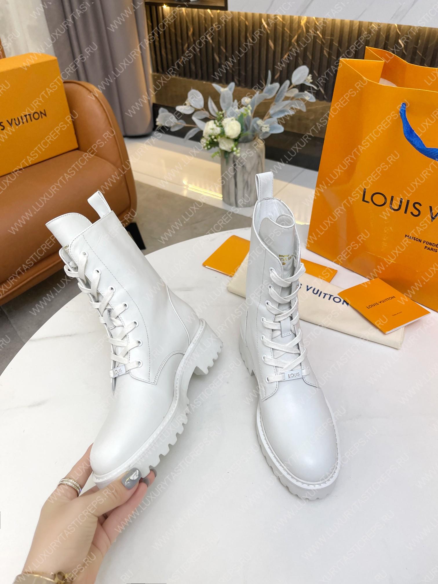 l**is V*t*n ranger ankle boots white 1a9fdj