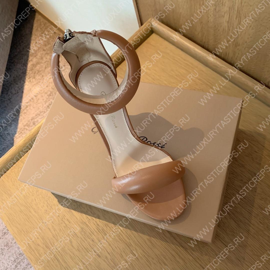GIANVITO ROSSI BIJOUX NAPPA SANDAL BEIGE G61635
