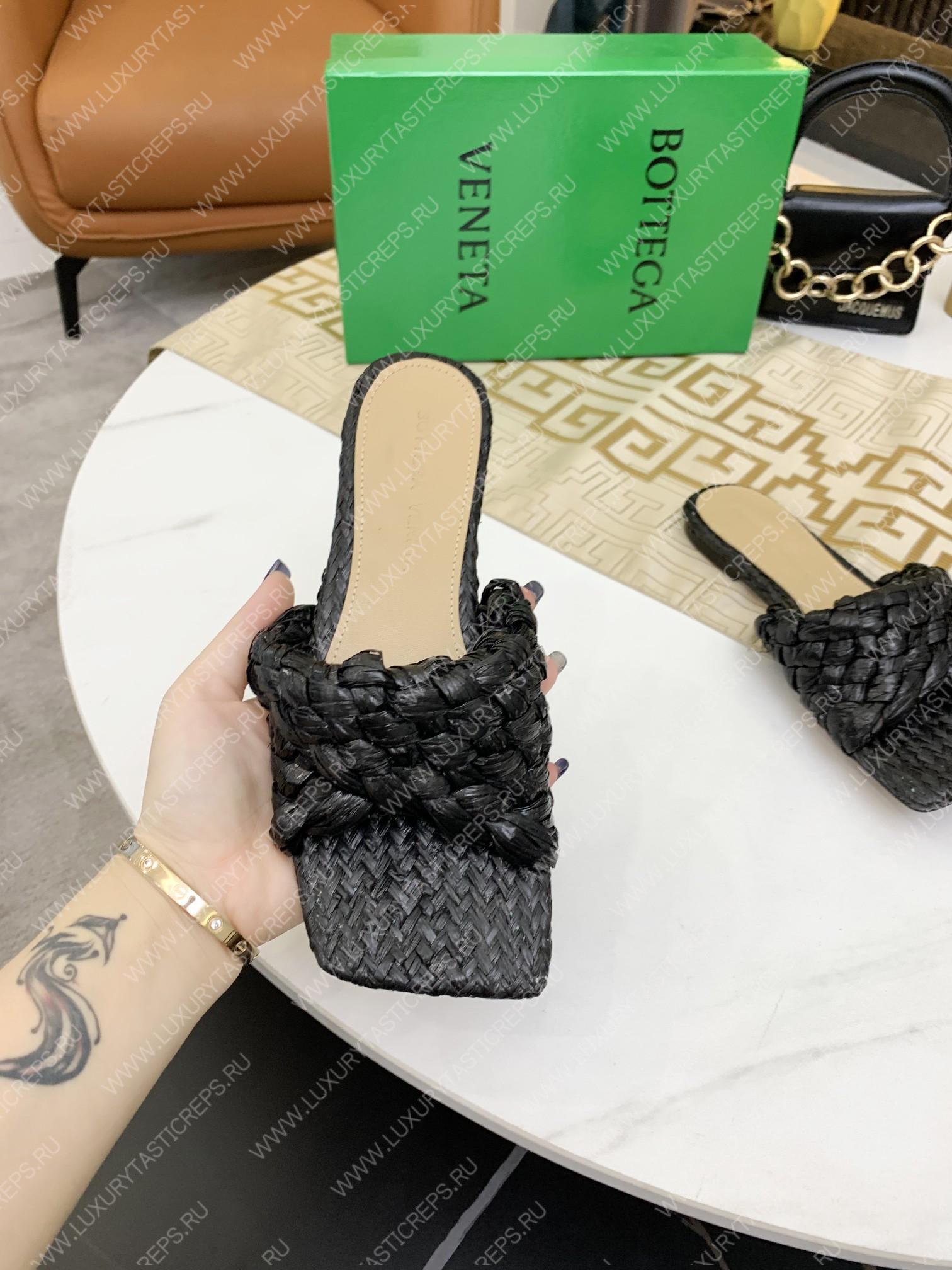 bo*te*ga Ve*ne*ta dot wave sandal black 708880v