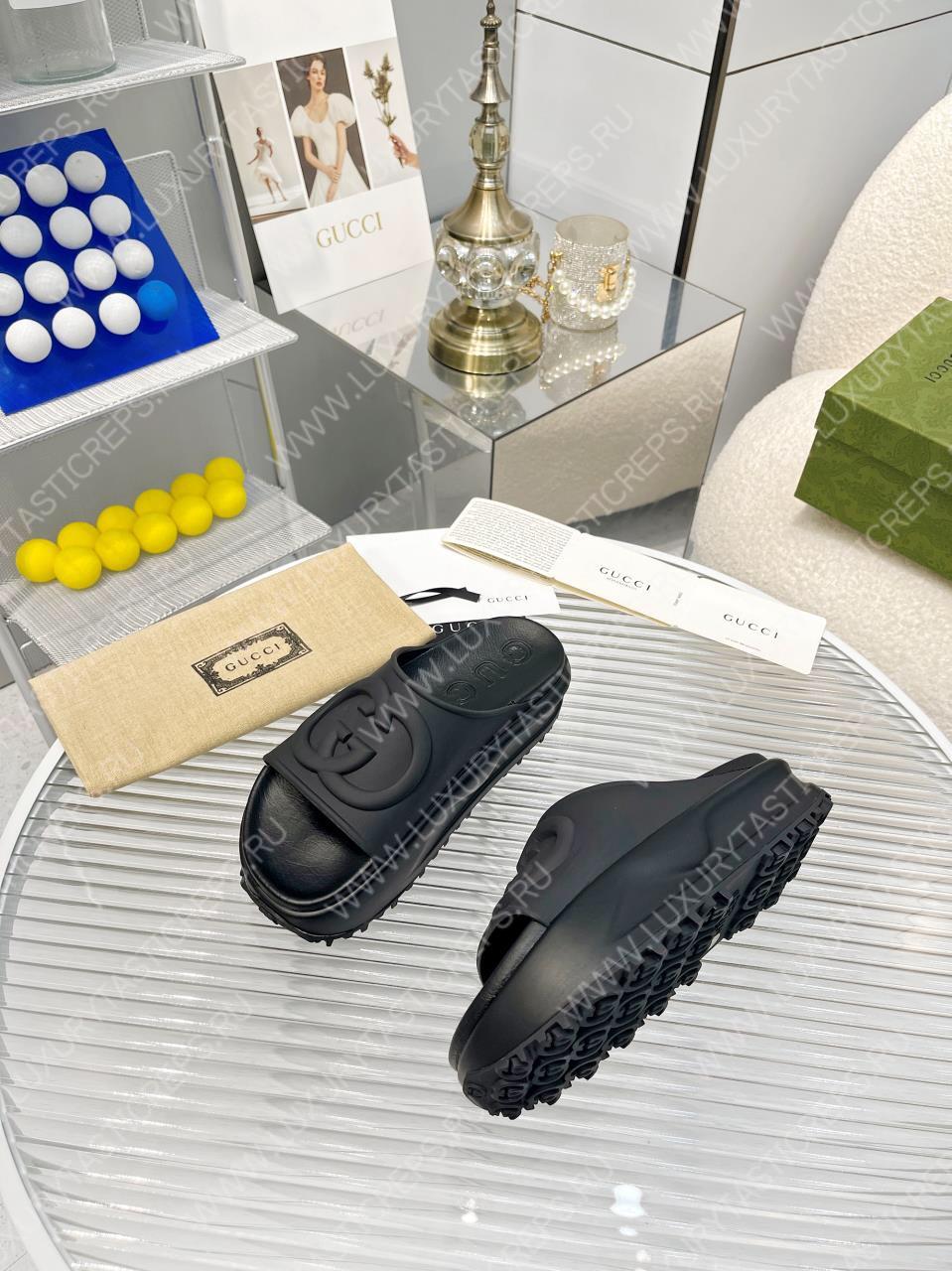G*u*i slide sandal black 692845