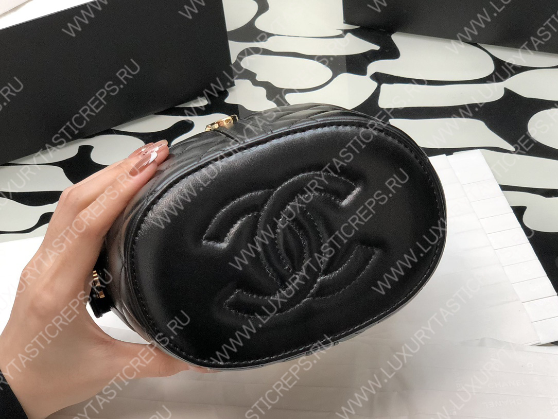 Ch*el small vanity case black as3726