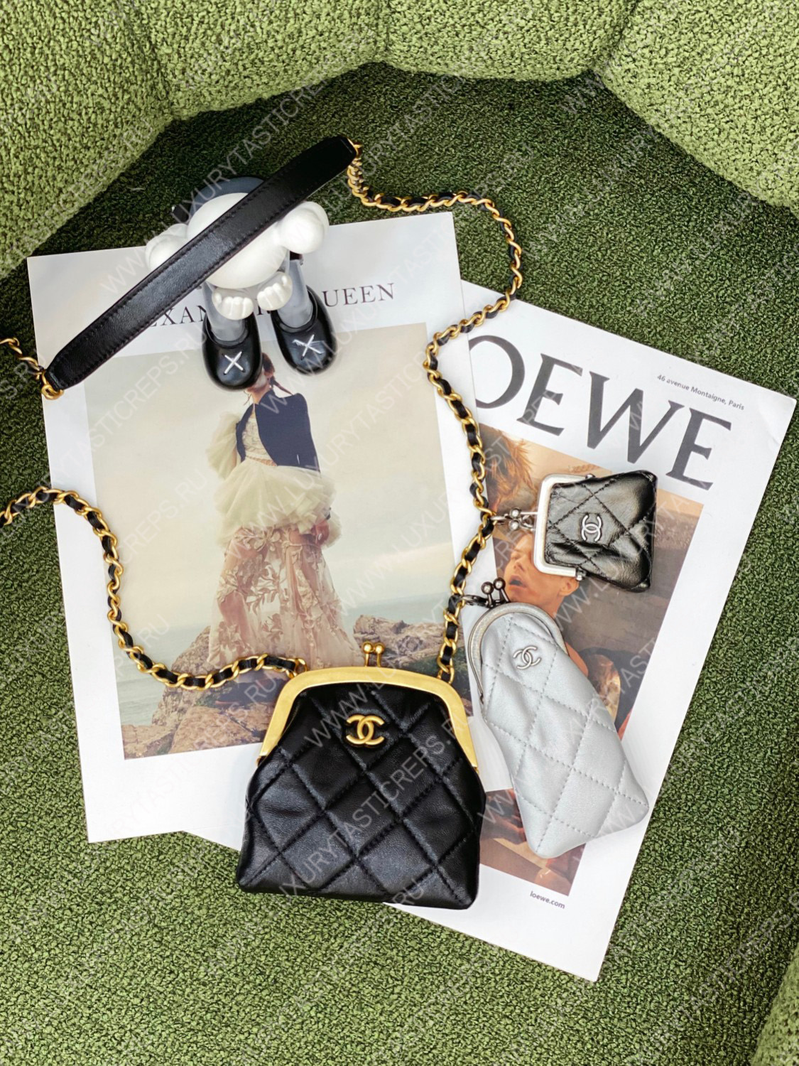 Ch*el clasp bag black as3732