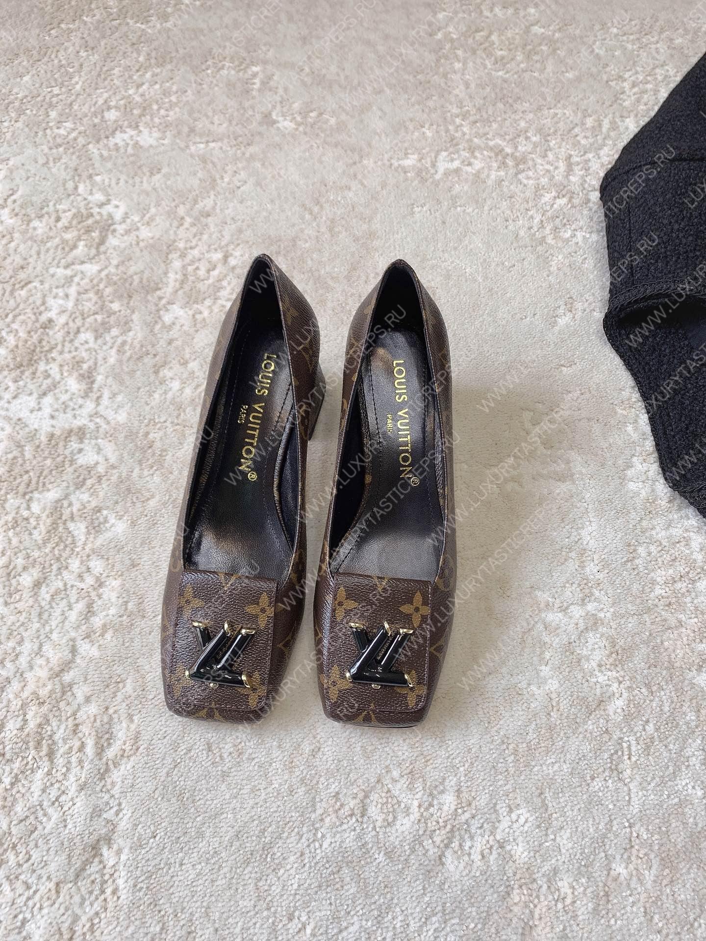 l**is V*t*n madeleine pumps cocoa brown 1a8n97