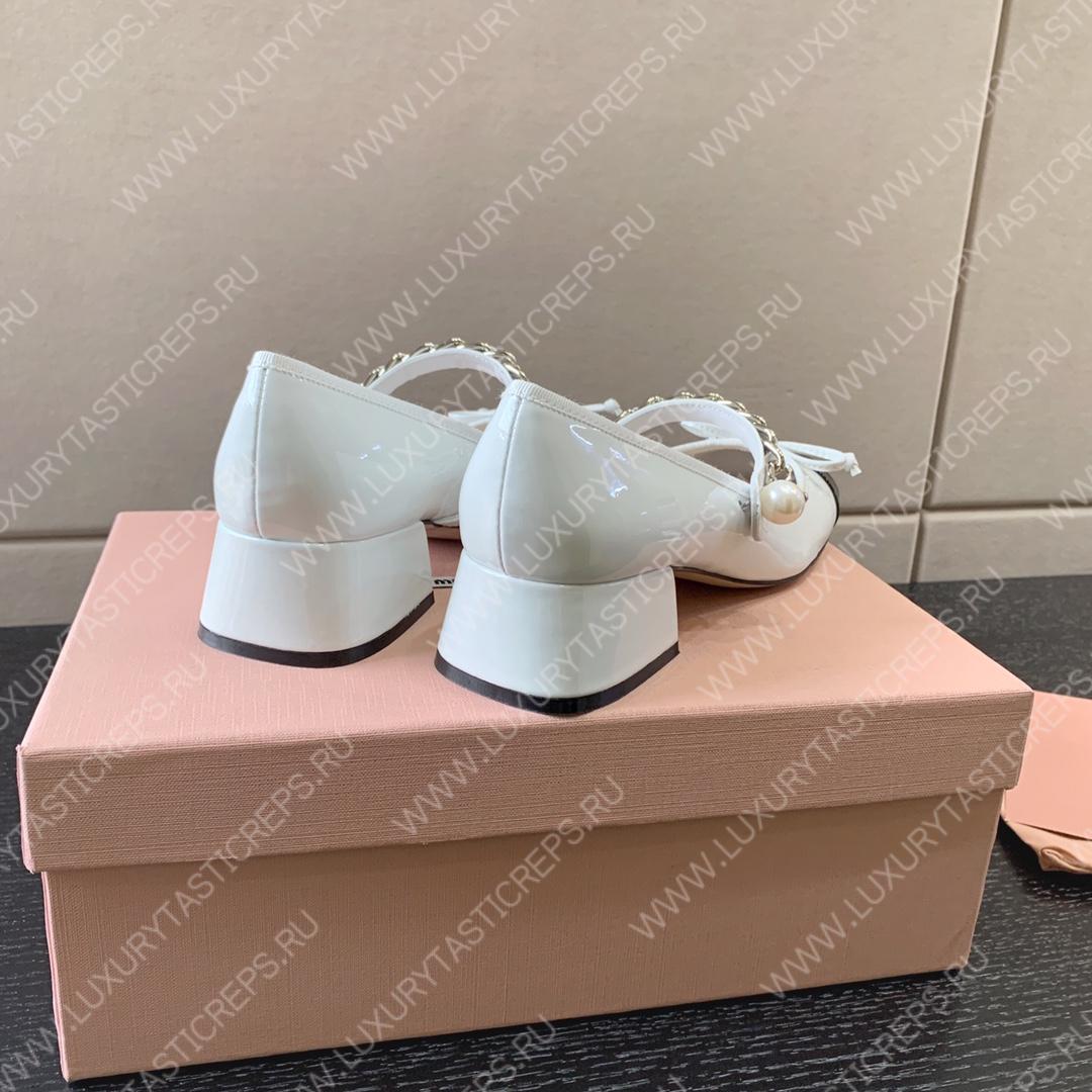 MIU MIU NAPLAK PUMPS WHITE AND BLACK 5I485D