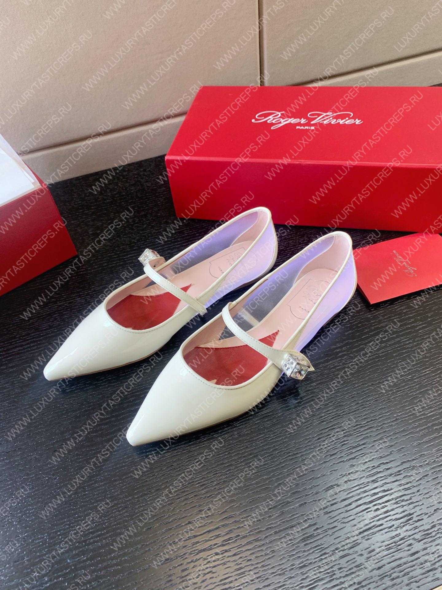 ROGER VIVIER PUMPS LEATHER WHITE RVW53824