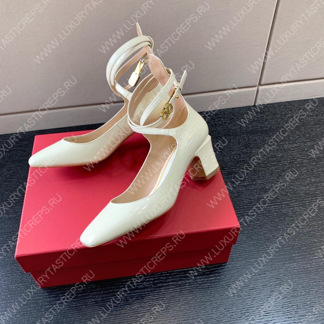 VALENTINO TAN-GO PATENT PUMP WHITE 2W2S0FW5VNEI16