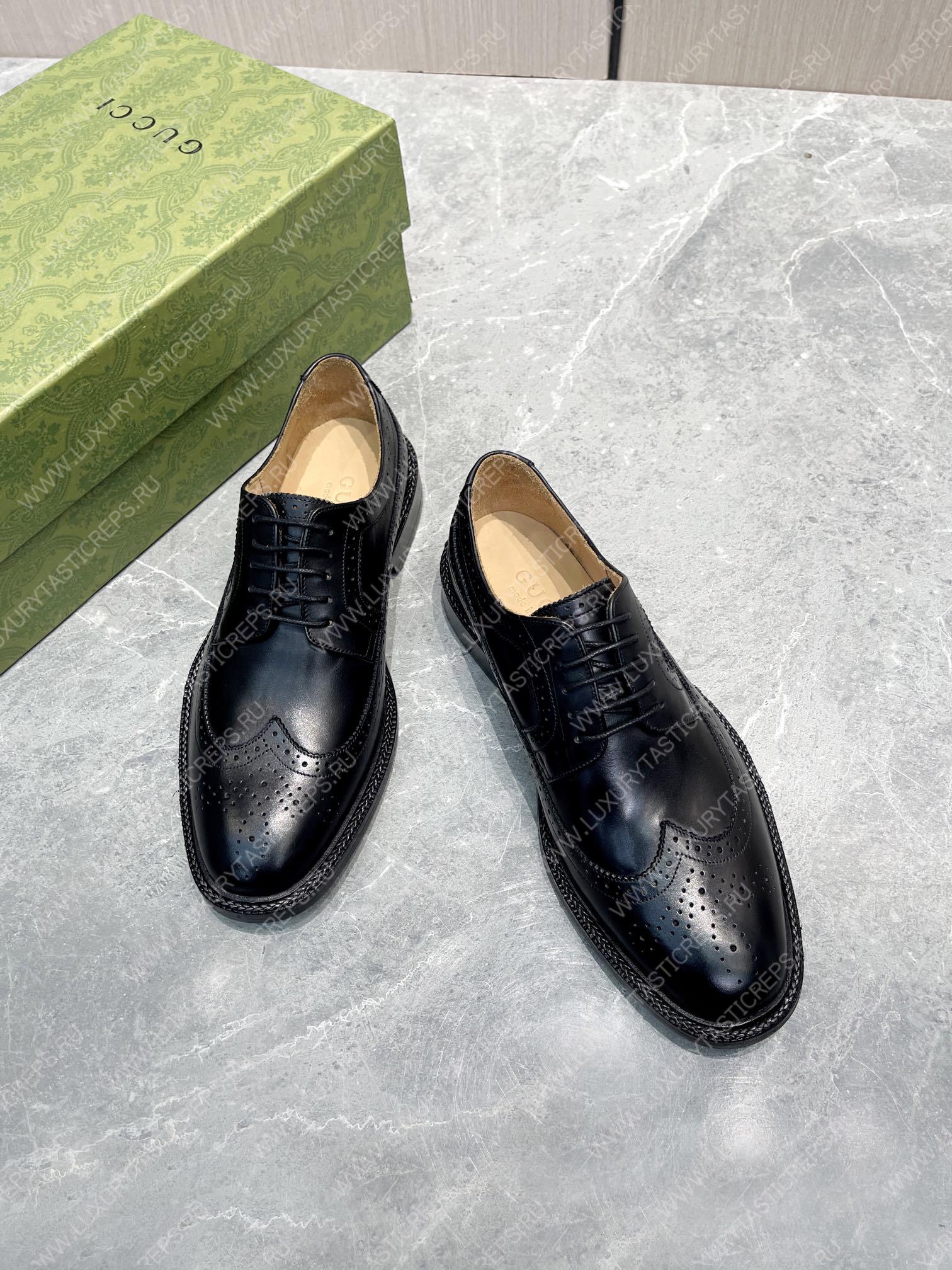 G*u*i men’s lace-up shoe black 723694